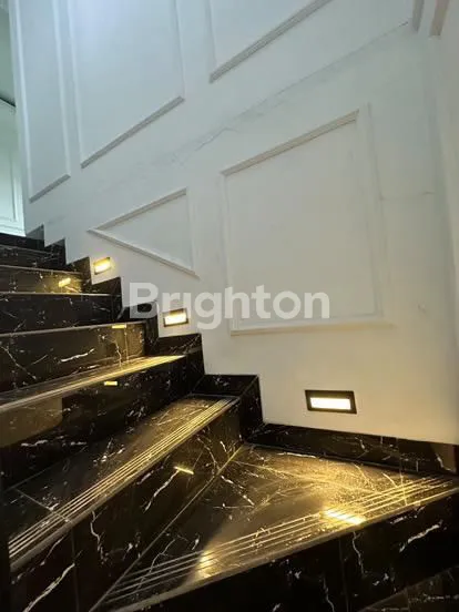 image RUMAH MEWAH DALAM CLUSTER, JAGAKARSA. JAKARTA SELATAN (7)
