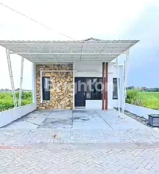 image RUMAH MEWAH MURAH DEKAT JUANDA (8)