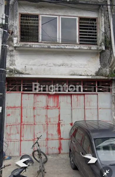 image RUKO 21/2 TINGKAT DI JALAN SURAKARTA (1)