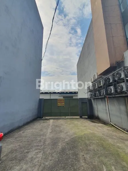 image GUDANG LUAS DAN STRATEGIS DI SHOLEH ISKANDAR BOGOR (3)