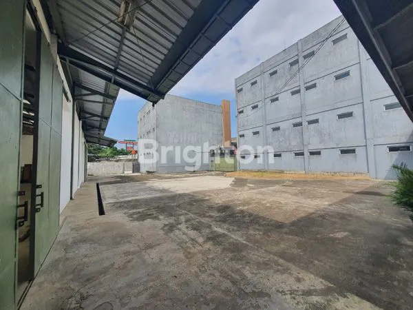 image GUDANG LUAS DAN STRATEGIS DI SHOLEH ISKANDAR BOGOR (6)