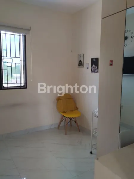 image RUMAH CANTIK MINIMALIS DEKAT HARAPAN INDAH BEKASI (5)