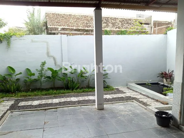 image RUMAH MANUKAN SURABAYA BARAT (7)
