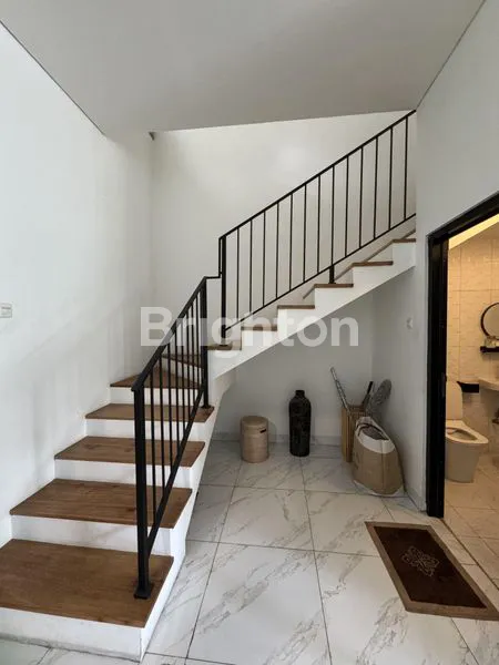 image RUMAH CANTIK 3 LANTAI FULL FURNISH DI NEO CATALONIA BSD CITY (2)