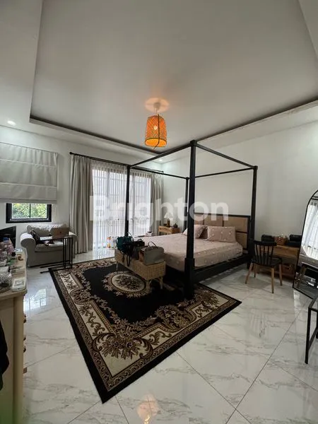 image RUMAH CANTIK 3 LANTAI FULL FURNISH DI NEO CATALONIA BSD CITY (3)