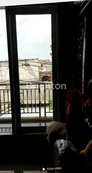image RUMAH 2 LANTAI MEGAH CANTIK DI JUAL  (8)