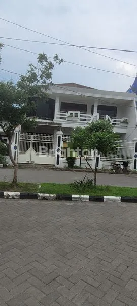 image RUMAH SIAP HUNI DI PUSAT  KOTA (1)