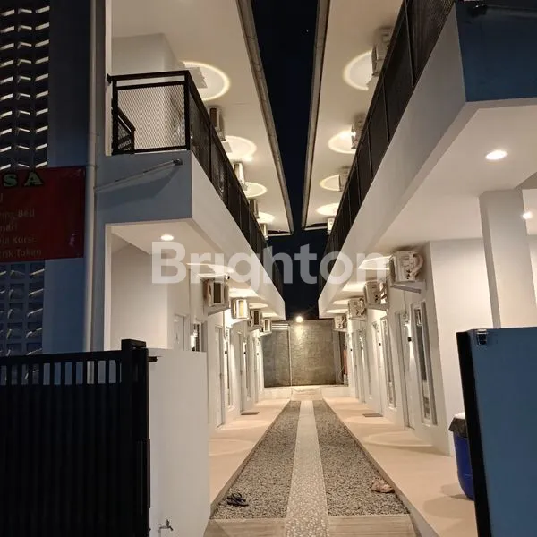 image DIJUAL RUMAH KOS 2 LANTAI BERSIH DAN RAPI (1)