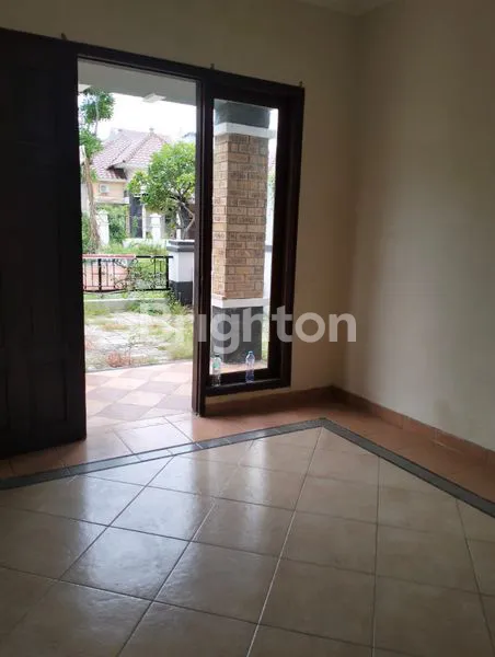 image RUMAH 2 LANTAI NOL JALAN KEMBAR (2)