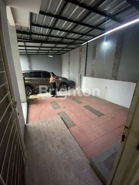 image RUMAH HOOK FURNISH  CLUSTER JATIWARINGIN (4)