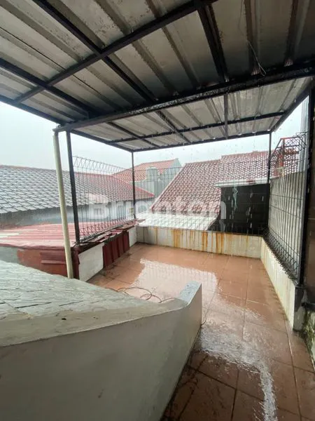 image RUMAH HOOK FURNISH  CLUSTER JATIWARINGIN (3)