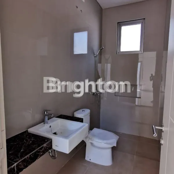 image RUMAH LUAS MASIH BARU BANYAK KAMAR DEKAT PAKUWON CITY CENTER HARGA MURAH (4)