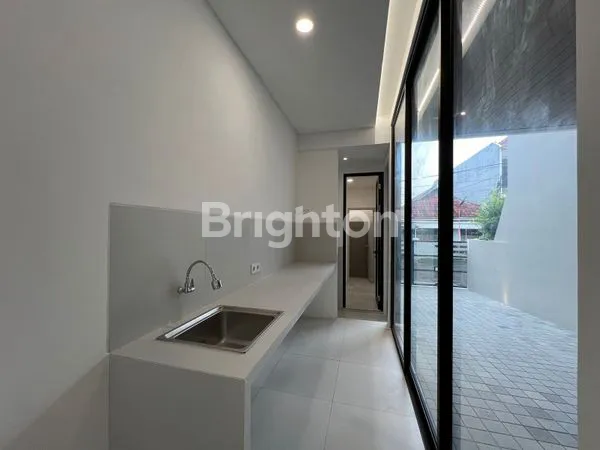 image MANYAR PREMIUM NEW GRESS 2 LANTAI (8)