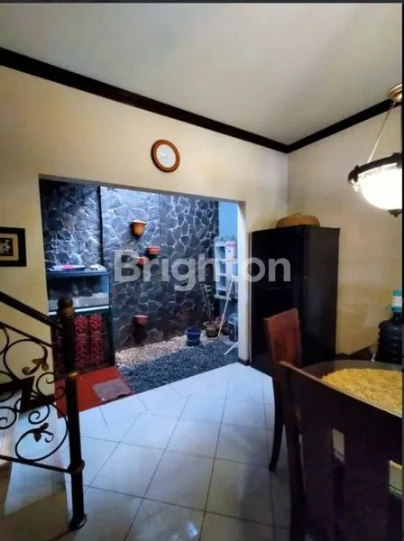 image RUMAH 2 LANTAI KONDISI  BAGUS DAN RAPI DAN SIAP HUNI DI DALAM KOMPLEK DI JOGLO JAKARTA BARAT   (8)