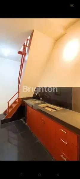 image RUMAH 2 LANTAI (6)