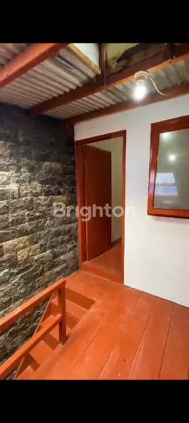 image RUMAH 2 LANTAI (5)