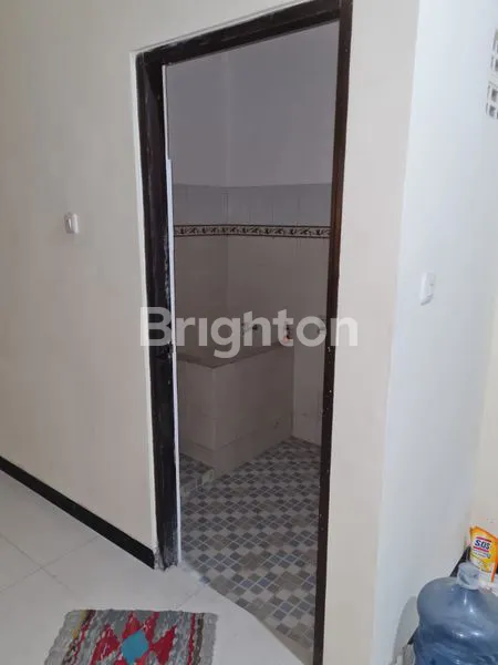 image RUMAH 2 LANTAI SIAP HUNI BARU RENOV DI PERUMAHAN RUNGKUT MENANGGAL.HARAPAN SURABAYA  (6)