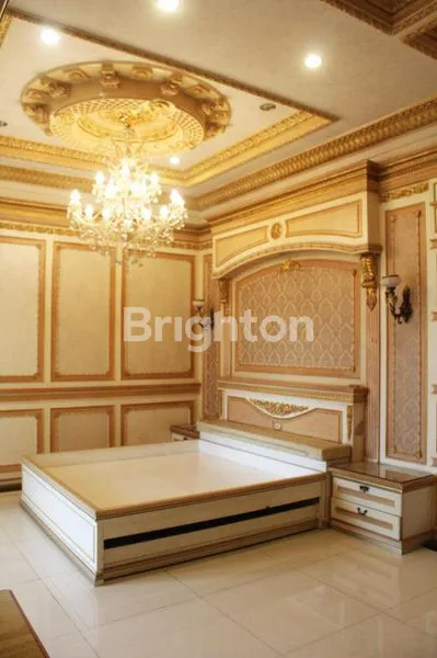 image RUMAH EKSKLUSIF MODEL MEDITERANIA SIAP HUNI DI VILLA ARTHA GADING (7)