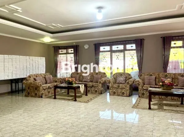 image RUMAH BESAR+GUDANG+KANTOR+GARASI UNTUK 15 MOBIL (1)