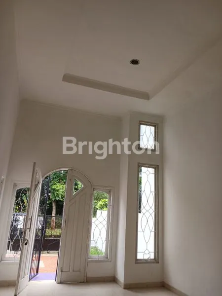 image RUMAH MODEREN ASRI BERSIH DAN RAPI DI KOTA BOGOR (3)