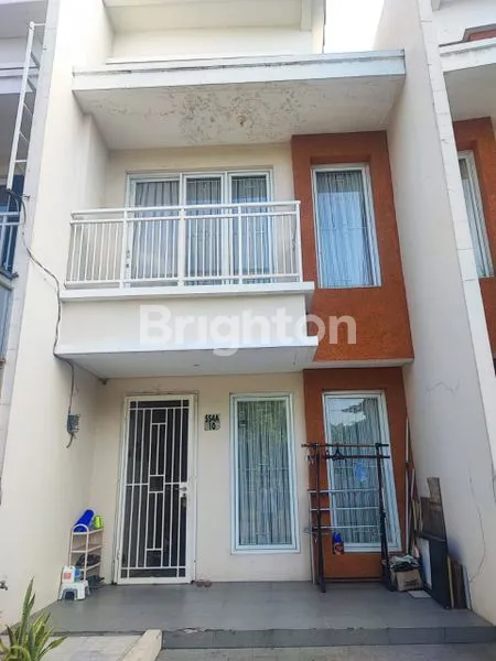 image RUMAH STRATEGIS DAN NYAMAN DI TAMAN SURYA , JAKARTA BARAT (1)