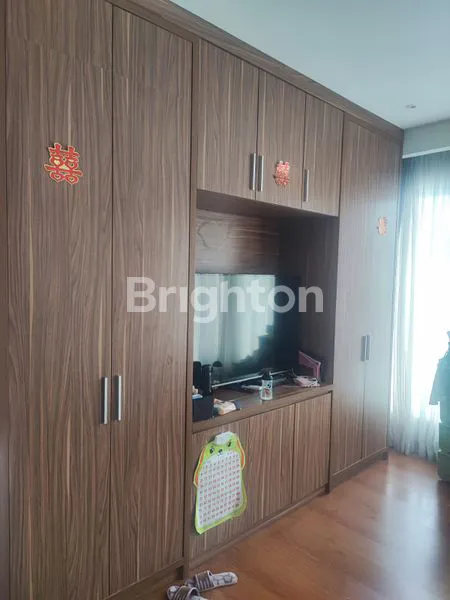 image RUMAH STRATEGIS DAN NYAMAN DI TAMAN SURYA , JAKARTA BARAT (7)