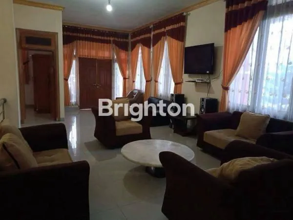 image RUMAH ATAU VILLA DI MEGAMENDUNG PUNCAK BOGOR JAWA BARAT (7)