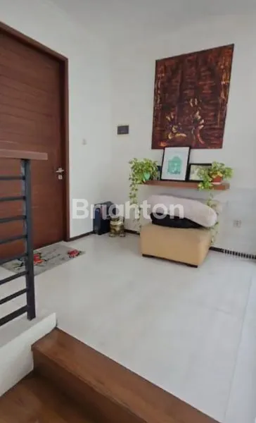 image RUMAH 3 LANTAI HOEK TAMAN SURYA 5 ONLY 6 MAN (7)