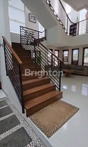 image RUMAH 3 LANTAI HOEK TAMAN SURYA 5 ONLY 6 MAN (6)