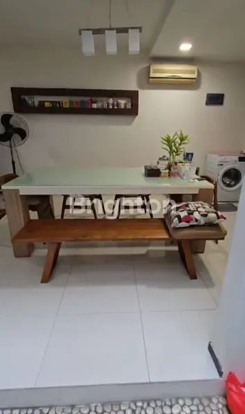 image RUMAH 3 LANTAI HOEK TAMAN SURYA 5 ONLY 6 MAN (3)