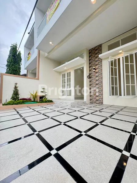 image RUMAH BARU 2 LANTAI KAHURIPAN NIRWANA, SIDOARJO KOTA DEKAT TOLL (1)