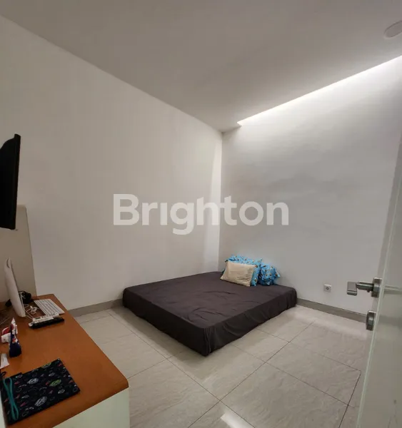 image RUMAH DI GRAND PAKUWON (BRISBANE) SURABAYA  (2)