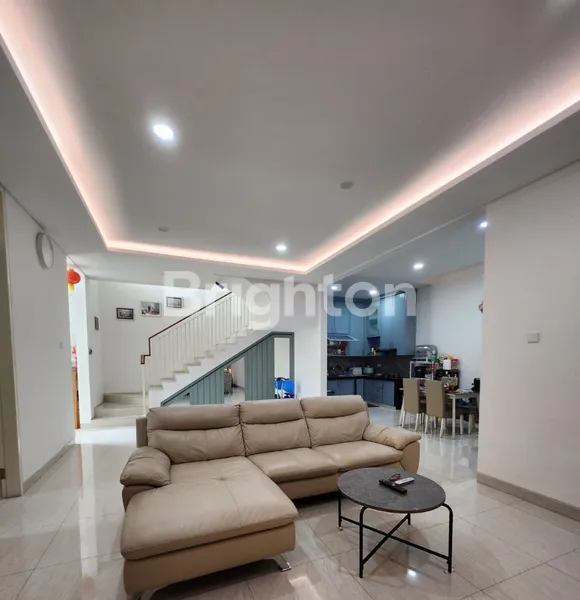 image RUMAH DI GRAND PAKUWON (BRISBANE) SURABAYA  (7)