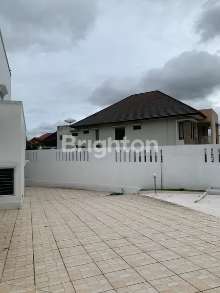 image RUMAH SIAP HUNI DAN CANTIK DI PALM SPRING (4)