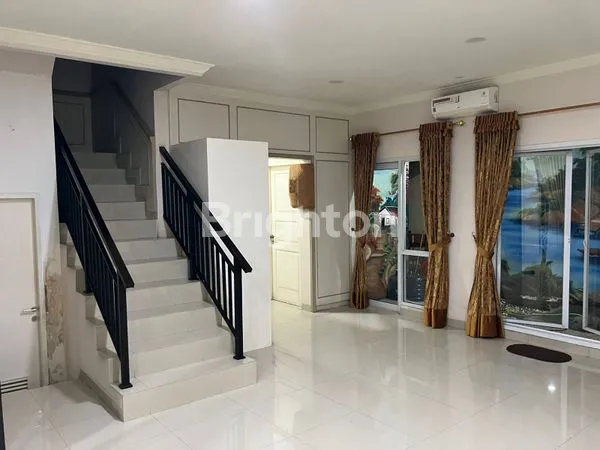 image RUMAH SIAP HUNI DI BOHEMIA GADING SERPONG (2)