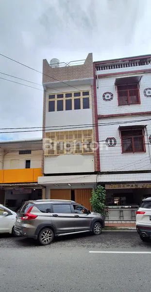 RUKO TENGAH KOTA SIAP PAKAI