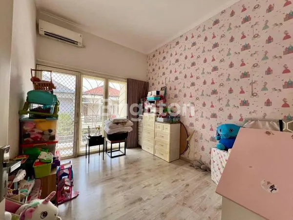 image MINIMALIS TERAWAT BAGUS JALAN UTAMA SUTOREJO ROW 3 MOBIL SELANGKAH KE RAYA MULYOSARI LUAS 11X21 HOOK SELATAN BARAT (5)