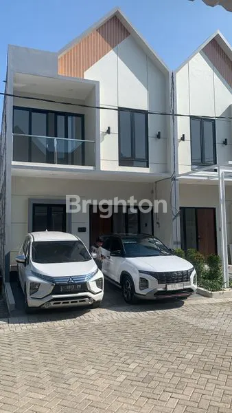 image ALMA REGENCY DARMO SATELIT START 1.4M-AN MODERN SCANDINAVIAN ONE GATE SYSTEM ROW JALAN 7 METER PROMO FREE BIAYA+ SHM (1)