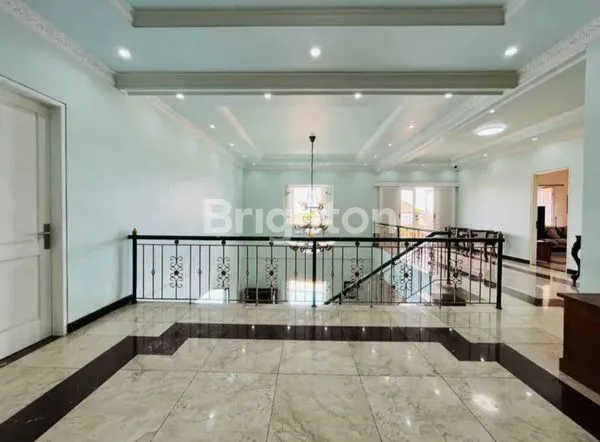 image RUMAH ANTIK 6 KAMAR TIDUR DENGAN KOLAM RENANG LUAS   (5)