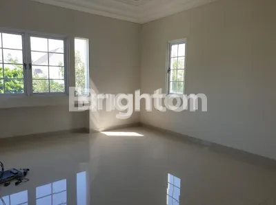 image RUMAH MEWAH DE MAJA, DE PARK, BSD, TANGERANG SELATAN (8)