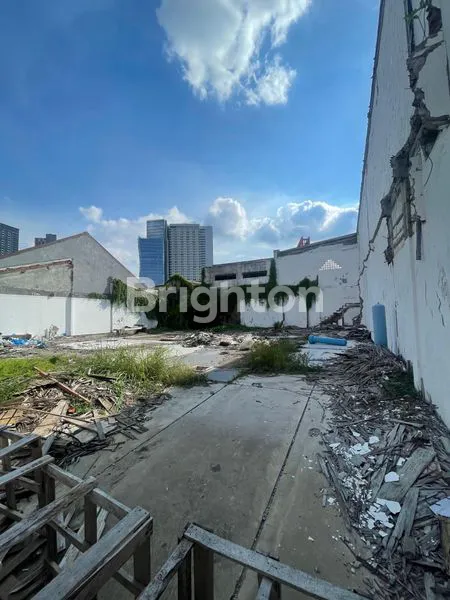 image SIAP BANGUN STRATEGIS AREA KAVLING DARMO PERMAI TIMUR SURABAYA BARAT JAWA TIMUR. SELANGKAH CIPUTRA WORLD MALL, MAYJEND SUNGKONO, TOLL MAYJEN, HR MUHAMMAD. TENGAH KOTA SURABAYA. (1)