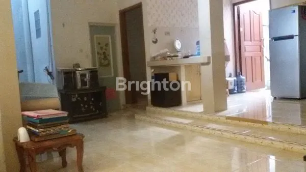 image RUMAH 2 LANTAI DI KOMPLEK MAHARAJA  (5)