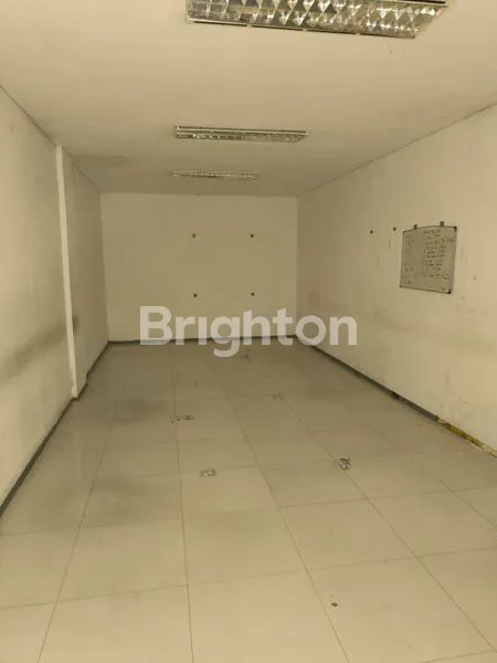 image RUKO EX BANK STRATEGIS BOULEVARD RAYA, KELAPA GADING-JAKARTA UTARA. COCOK UNTUK KANTOR ATAU RESTO (6)