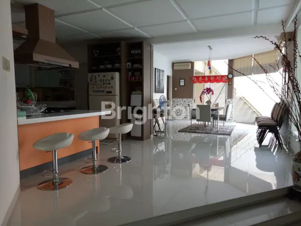 image RUMAH MEWAH DAERAH SUNTER (ADA KOLAM RENANG) (2)