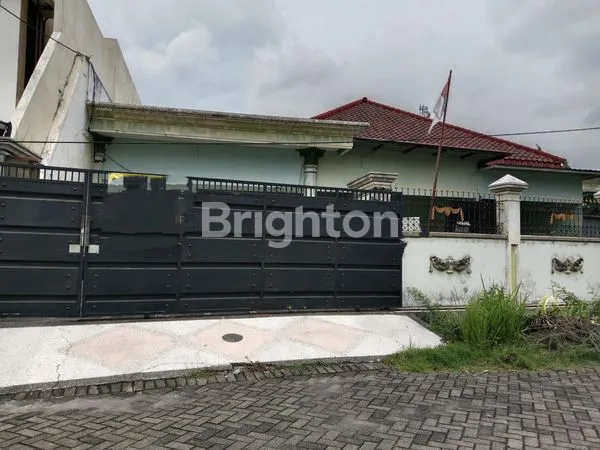 Gambar Property RUMAH SIAP HUNI LOKASI SANGAT STRATEGIS DAN KOMERSIAL
