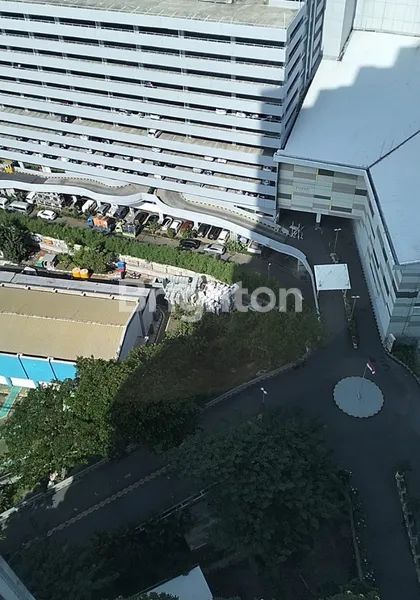 image APARTEMEN ANDERSON FULL FURNISH CUSTOM DESIGN LANTAI 17 CONNECT PAKUWON MALL SURABAYA BARAT (7)