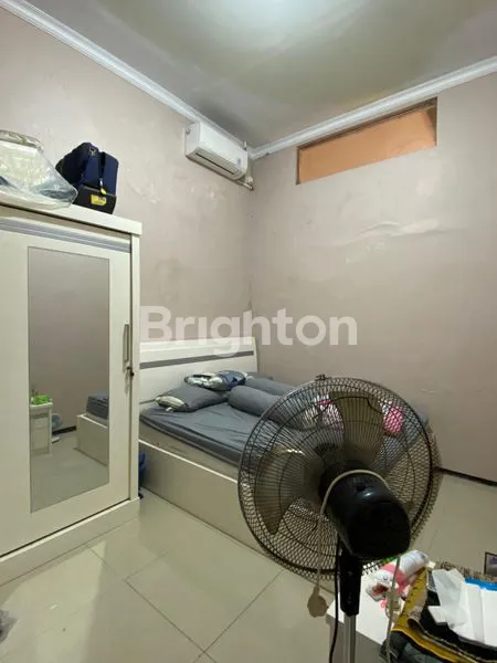 image RUMAH 1LT DI WIGUNA TIMUR (5)