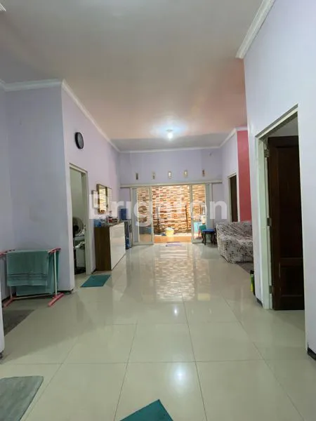 image RUMAH 1LT DI WIGUNA TIMUR (8)