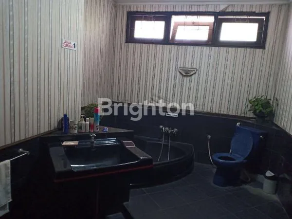 image RUMAH 2 LANTAI KERTAJAYA INDAH DEKAT GALAXY MALL DHARMAHUSADA MERR (2)