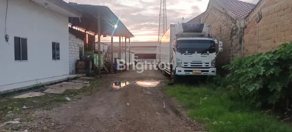 image GUDANG BESERTA TANAH DI CIPONDOH RAYA TANGERANG (8)
